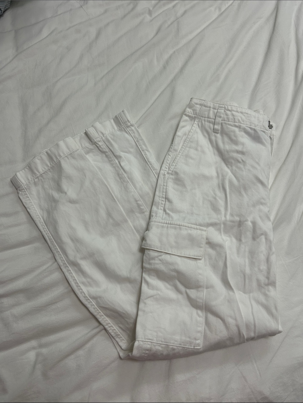 GAP White Cargo Pants